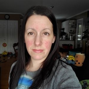 Meet your Posher, Claudine